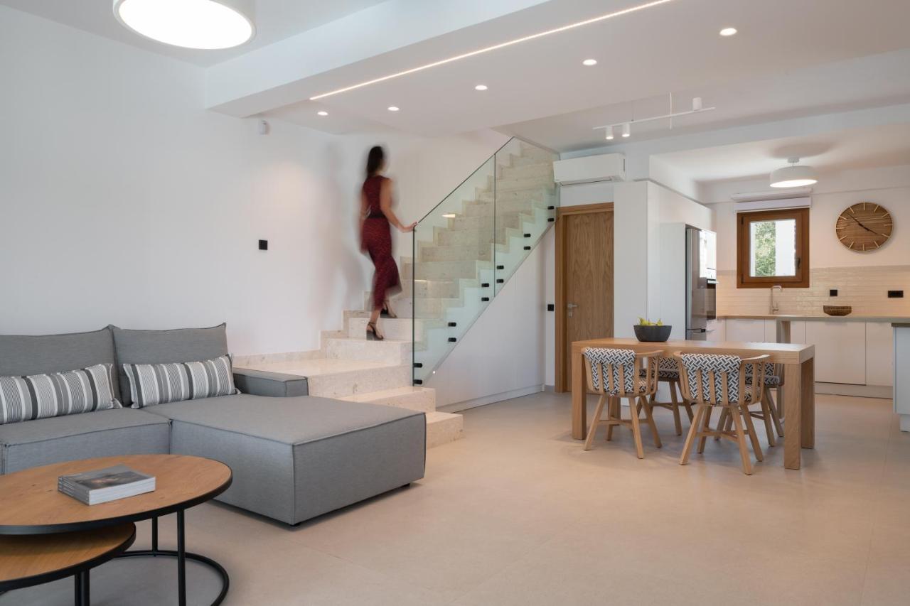 De Light Boutique Villas I II & III - Close To Rethymno, By Thinkvilla 앗시파프론 외부 사진