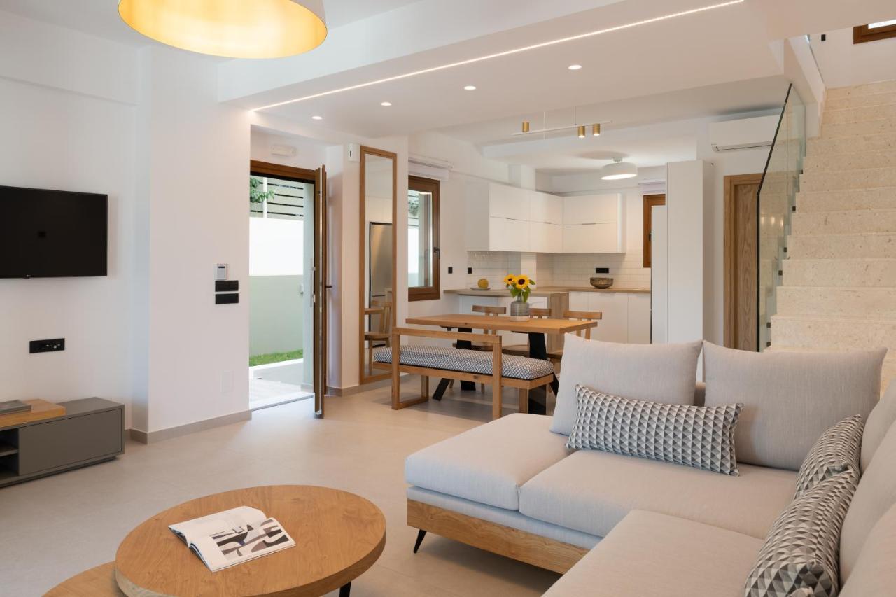 De Light Boutique Villas I II & III - Close To Rethymno, By Thinkvilla 앗시파프론 외부 사진