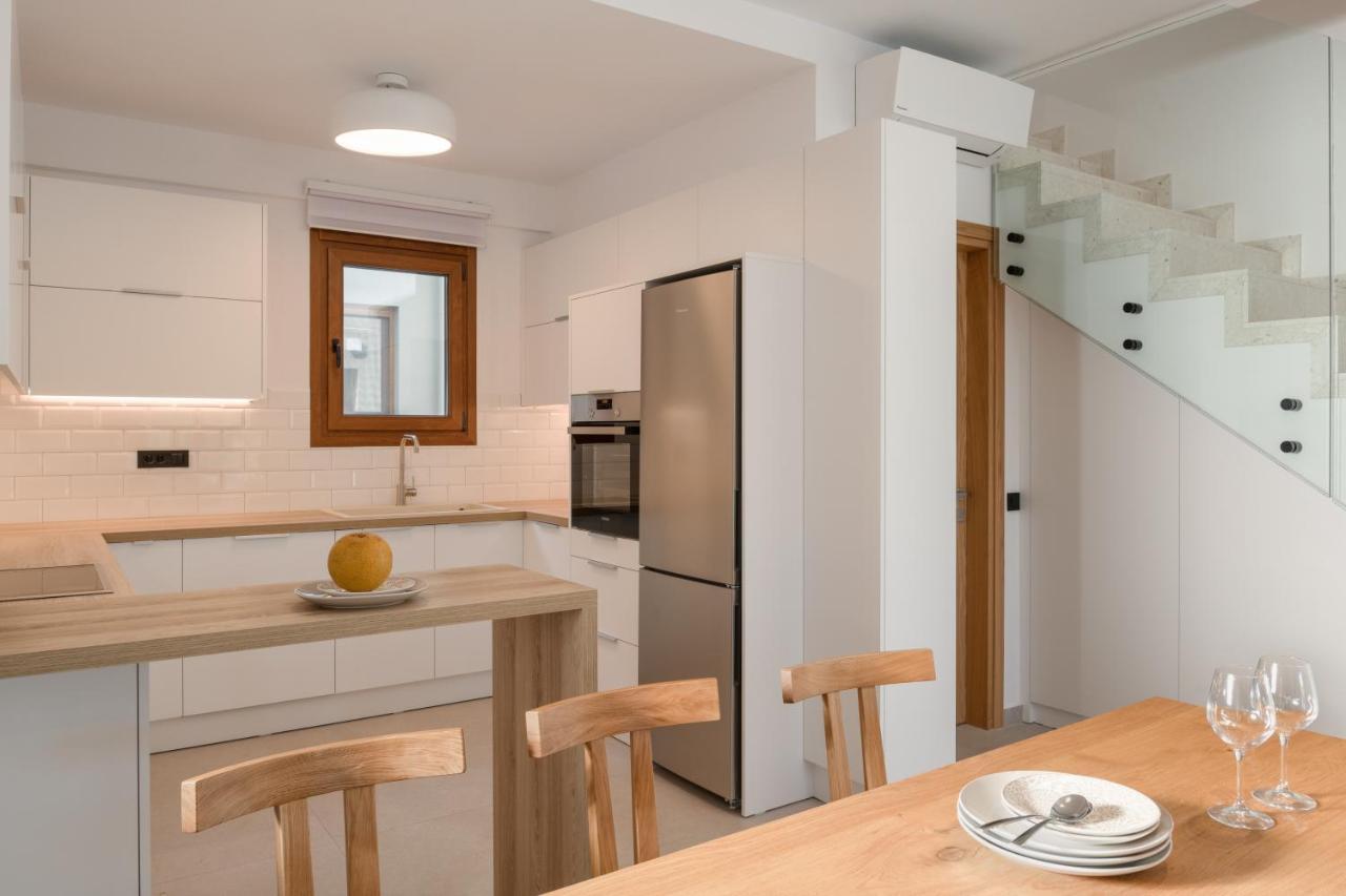 De Light Boutique Villas I II & III - Close To Rethymno, By Thinkvilla 앗시파프론 외부 사진
