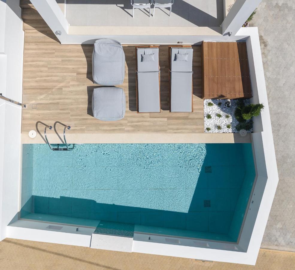 De Light Boutique Villas I II & III - Close To Rethymno, By Thinkvilla 앗시파프론 외부 사진