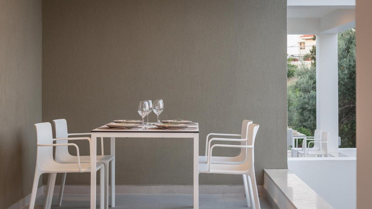De Light Boutique Villas I II & III - Close To Rethymno, By Thinkvilla 앗시파프론 외부 사진