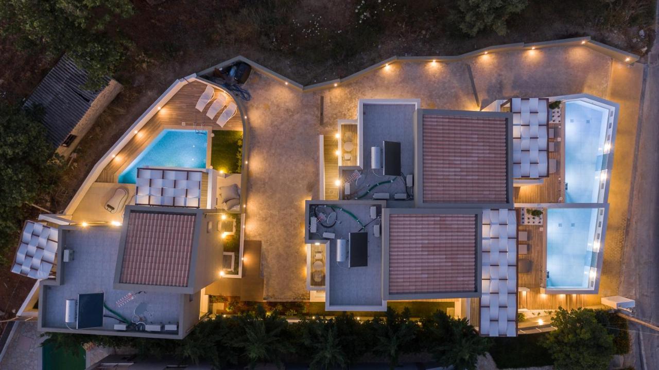 De Light Boutique Villas I II & III - Close To Rethymno, By Thinkvilla 앗시파프론 외부 사진