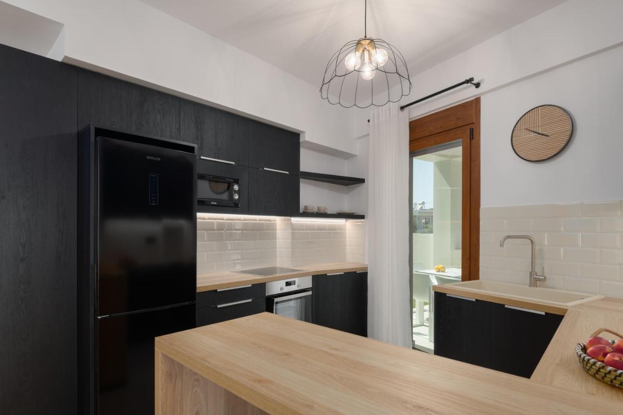 De Light Boutique Villas I II & III - Close To Rethymno, By Thinkvilla 앗시파프론 외부 사진