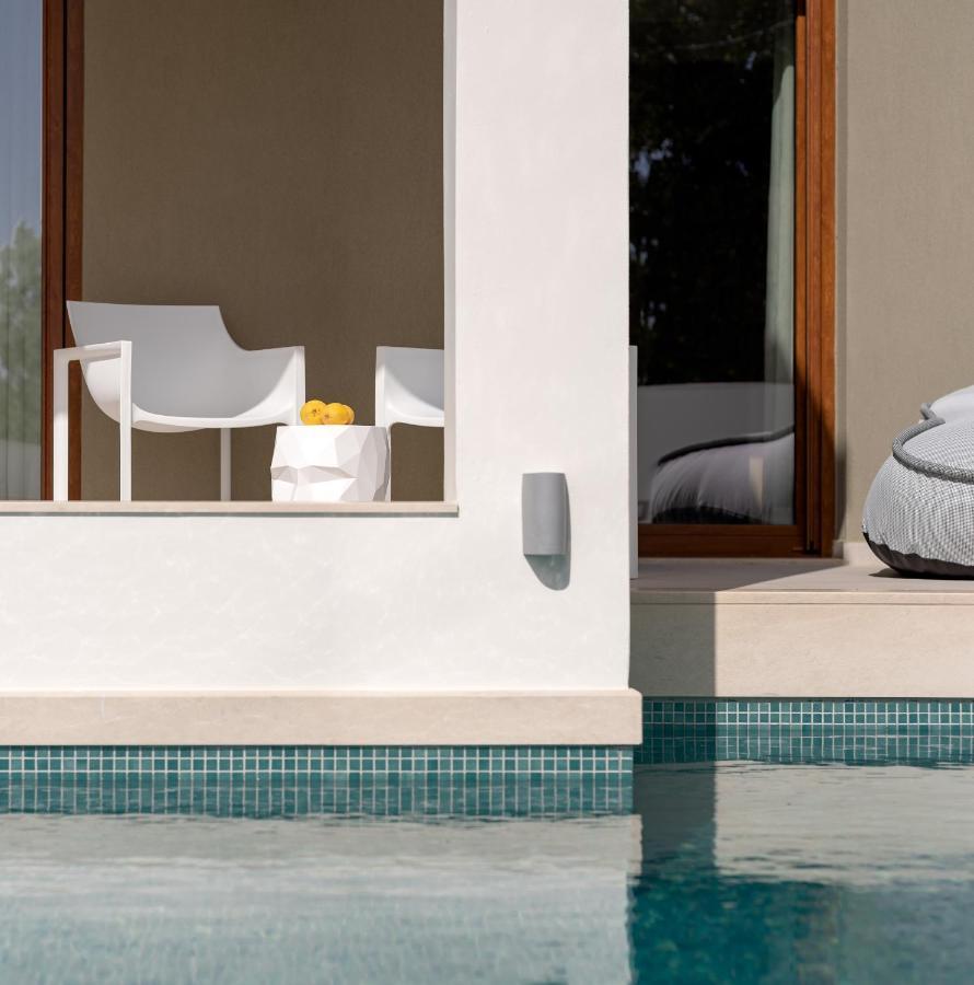 De Light Boutique Villas I II & III - Close To Rethymno, By Thinkvilla 앗시파프론 외부 사진