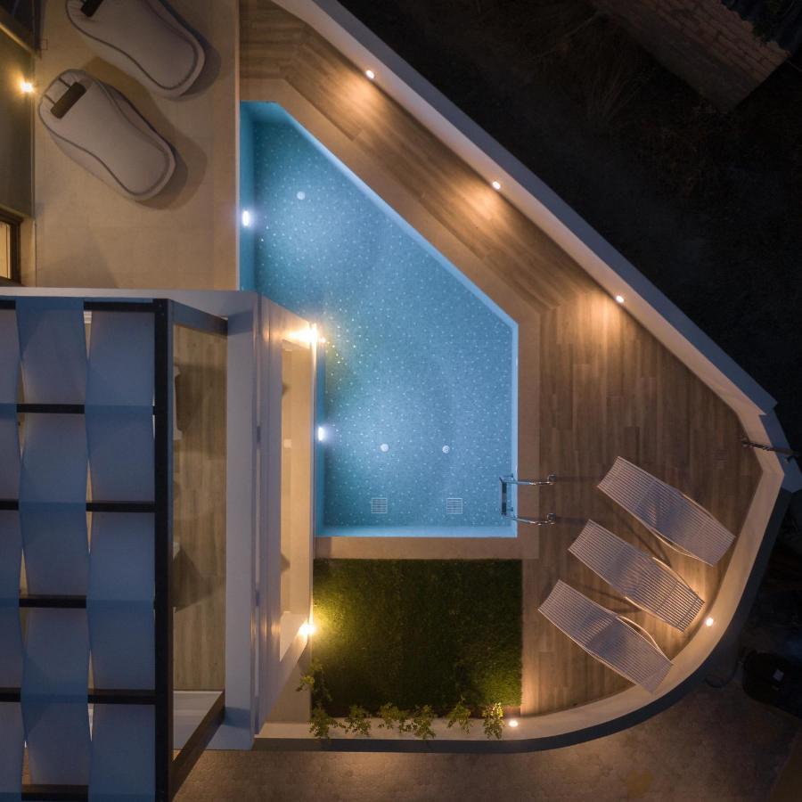 De Light Boutique Villas I II & III - Close To Rethymno, By Thinkvilla 앗시파프론 외부 사진
